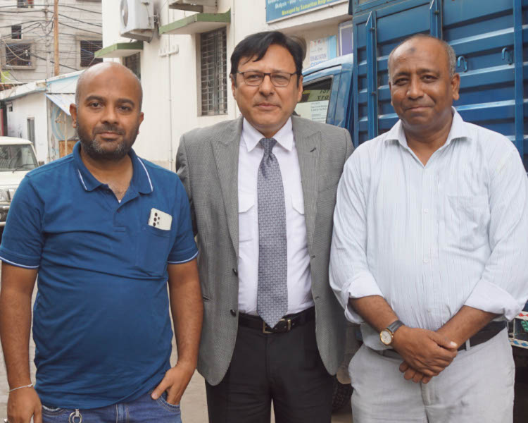 Air India Pilot Captain Shahid Bilgrami’s Visit to Samaritan Help Mission